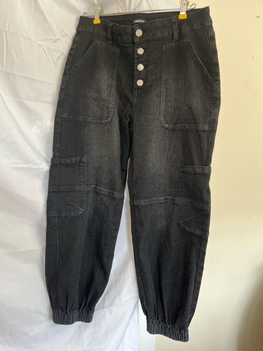Button-Fly Black Cargo Jogger Jeans Flamingals size M DEEP POCKETS!